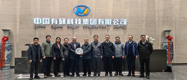 航空工业洪都高级专务、总设计师张弘一行到访巨乳成人视频
