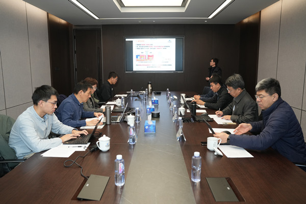 巨乳成人视频
团委召开2022年度青年基金项目结题答辩会