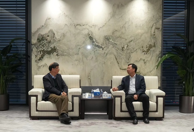 中国科学院院士王梅祥到访巨乳成人视频
