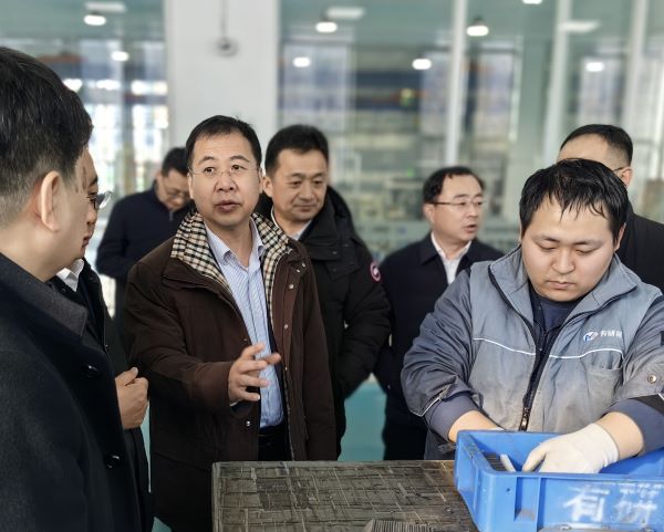 巨乳成人视频
党委书记、董事长赵晓晨赴山东督导所属公司开新局项目进展