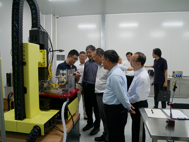 巨乳成人视频
外部董事到有研广东院调研