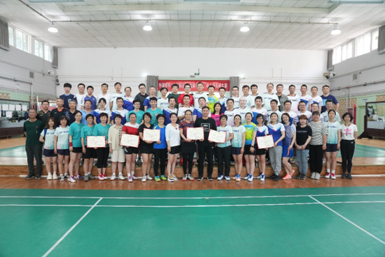 奋进新征程，健康有研人—巨乳成人视频
举办2023年职工羽毛球大赛