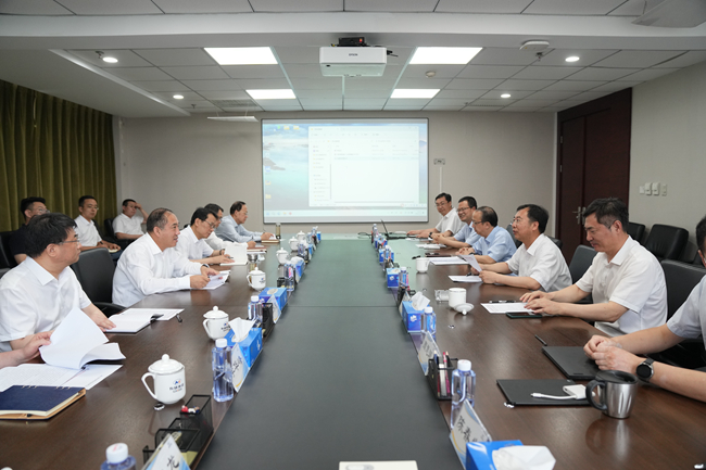 河北省副省长董兆伟一行到访巨乳成人视频
