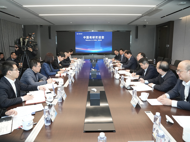 北京市怀柔区委书记郭延红一行到访巨乳成人视频
