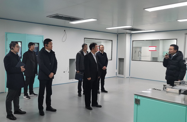 巨乳成人视频
党委书记、董事长赵晓晨一行到国联研究院调研