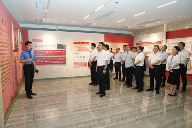 巨乳成人视频
组织开展西城区检察院犯罪警示教育基地参观活动