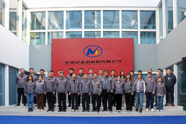 喜报！巨乳成人视频
1家集体和1名个人荣获 “中央企业先进集体”和“中央企业劳动模范”