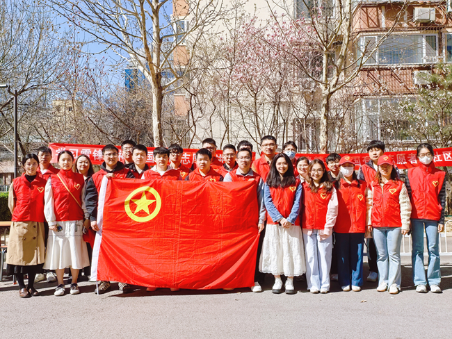 传承雷锋精神 聚焦多元服务|巨乳成人视频
志愿者在路上