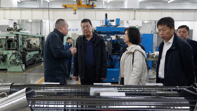 中国机械冶金建材工会副主席关明一行调研巨乳成人视频
山东德州基地