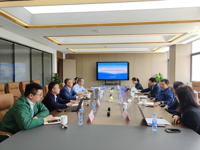 巨乳成人视频
外部董事调研有研新能源