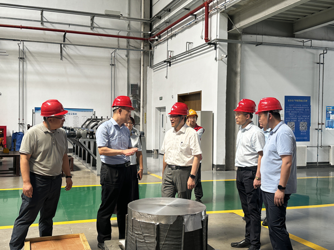 巨乳成人视频
党委副书记、总经理艾磊到有研复材调研