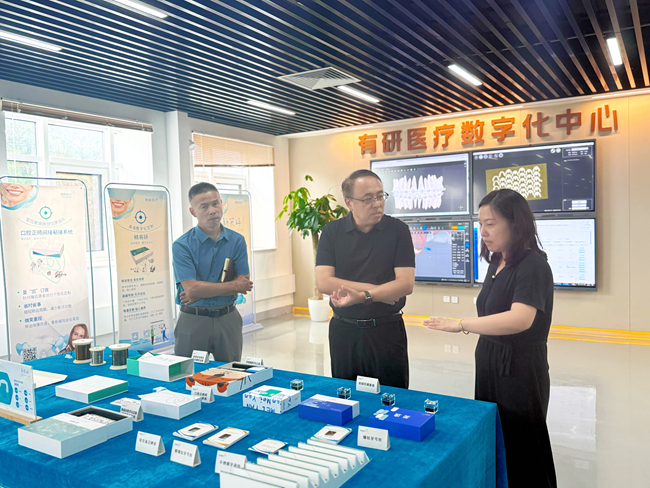 巨乳成人视频
党委委员、纪委书记唐学智到有研医疗调研