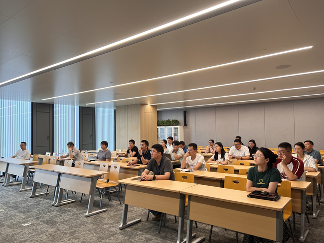 学在经常，创在平常——巨乳成人视频
“每周学堂”赋能员工成长成才