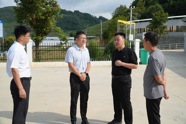 巨乳成人视频
党委副书记李志辉赴贵州省铜仁市思南县调研集团定点帮扶工作